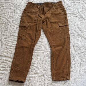 Prana Cargo Pants in Mustard Size 8